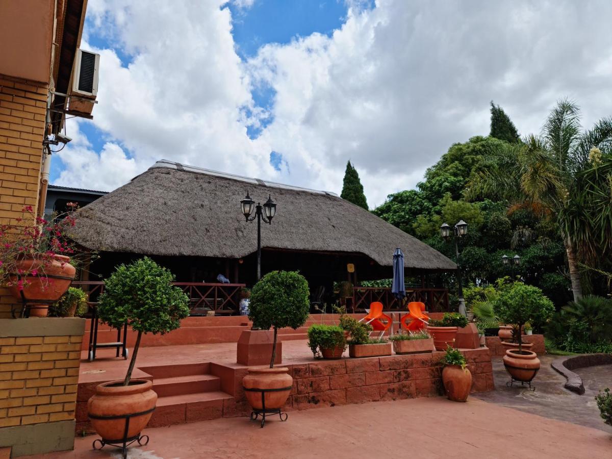 Casa De Jardim Guesthouse Centurion Exterior photo
